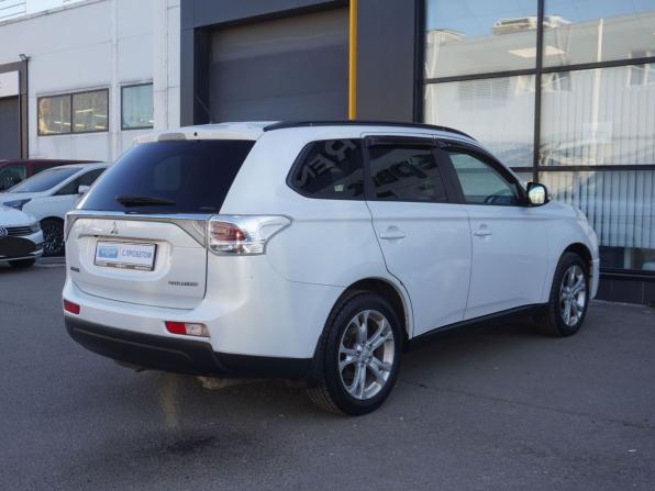 Mitsubishi Outlander III с пробегом 2013 года, цена 1 400 000 рублей, 144000 км, внедорожник, Автокод Объявления