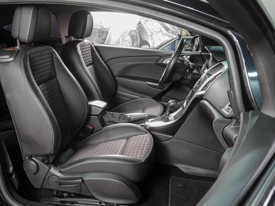 Opel Astra J Рестайлинг Воронеж  - изображение 8