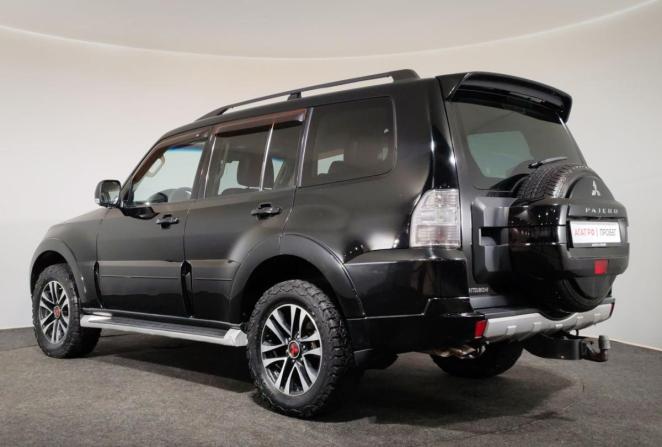 Mitsubishi Pajero IV Рестайлинг 1 с пробегом 2012 года, цена 1 950 000 рублей, 295126 км, внедорожник, Автокод Объявления