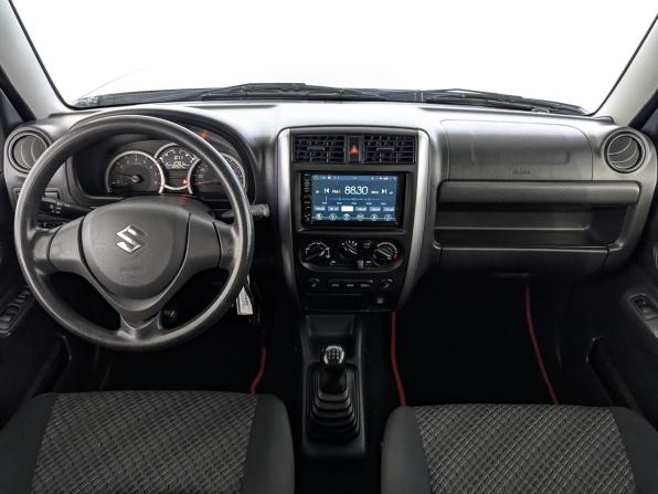Suzuki Jimny III Рестайлинг 2 с пробегом 2018 года, цена 1 700 000 рублей, 102517 км, внедорожник, Автокод Объявления