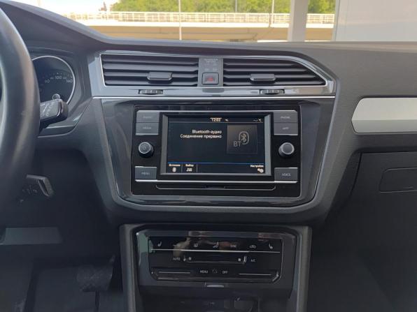 Volkswagen Tiguan II Рестайлинг с пробегом 2021 года, цена 2 500 000 рублей, 117499 км, внедорожник, Автокод Объявления