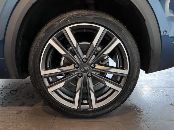 Geely Monjaro I с пробегом 2023 года, цена 3 150 000 рублей, 41121 км, внедорожник, Автокод Объявления