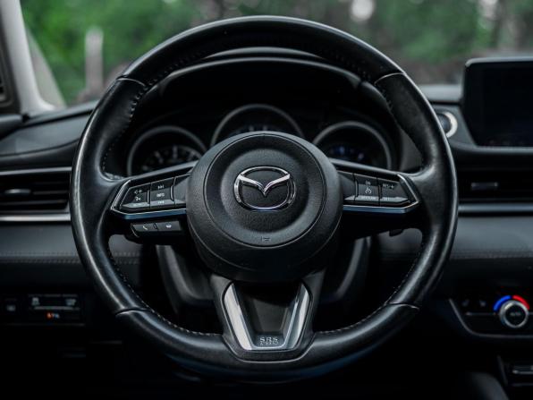 Mazda 6 III (GJ) Рестайлинг 2 с пробегом 2021 года, цена 2 254 000 рублей, 72114 км, универсал, Автокод Объявления
