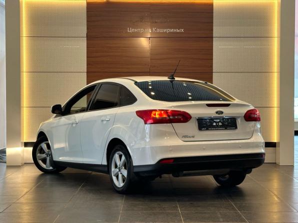 Ford Focus III Рестайлинг с пробегом 2017 года, цена 1 099 900 рублей, 194125 км, седан, Автокод Объявления