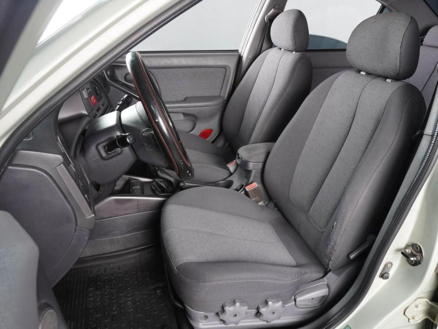 Hyundai Elantra III (XD2) Рестайлинг Ростов-на-Дону  - изображение 10