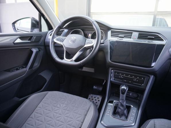 Volkswagen Tiguan II Рестайлинг с пробегом 2021 года, цена 2 670 000 рублей, 66168 км, внедорожник, Автокод Объявления