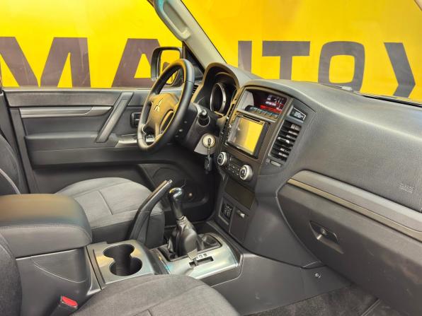 Mitsubishi Pajero IV Рестайлинг 1 с пробегом 2014 года, цена 2 199 000 рублей, 96268 км, внедорожник, Автокод Объявления
