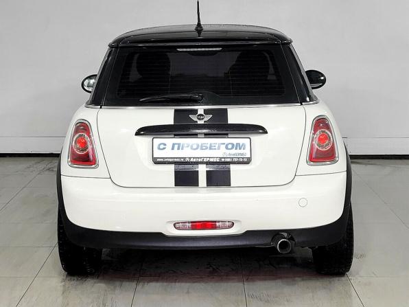 Mini Hatch II (R56) Рестайлинг с пробегом 2011 года, цена 950 000 рублей, 135975 км, хэтчбек, Автокод Объявления