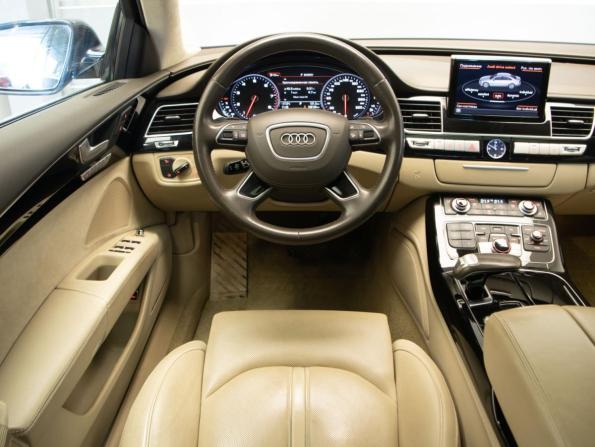 Audi A8 III (D4) Рестайлинг с пробегом 2016 года, цена 3 649 000 рублей, 108845 км, седан, Автокод Объявления