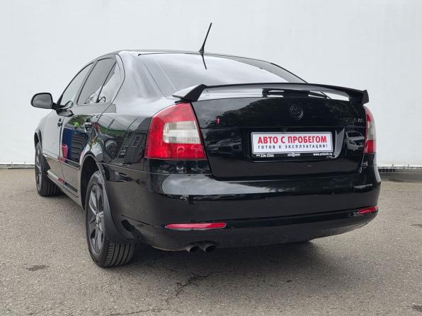 Skoda Octavia II (A5) Рестайлинг с пробегом 2013 года, цена 830 000 рублей, 176512 км, лифтбек, Автокод Объявления