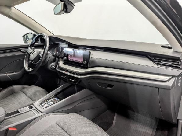 Skoda Octavia IV (A8) с пробегом 2020 года, цена 2 025 000 рублей, 113618 км, лифтбек, Автокод Объявления