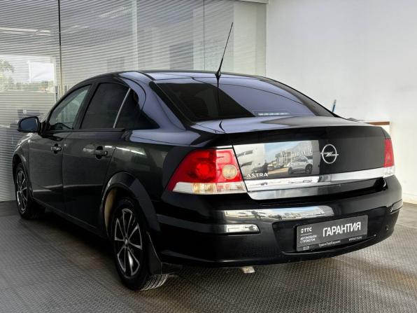 Opel Astra H Рестайлинг с пробегом 2013 года, цена 499 000 рублей, 238775 км, седан, Автокод Объявления