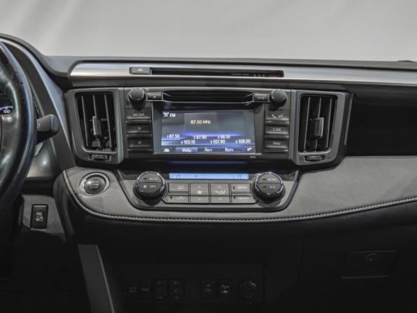 Toyota RAV4 IV (XA40) Рестайлинг с пробегом 2016 года, цена 2 380 000 рублей, 110582 км, внедорожник, Автокод Объявления