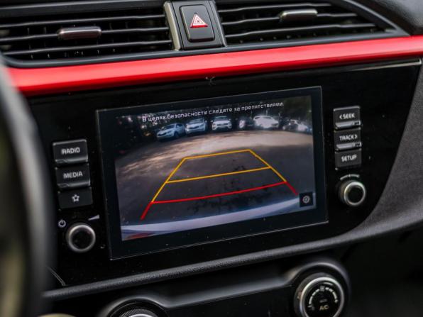 Kia Rio IV Рестайлинг с пробегом 2021 года, цена 1 670 000 рублей, 80541 км, хэтчбек, Автокод Объявления