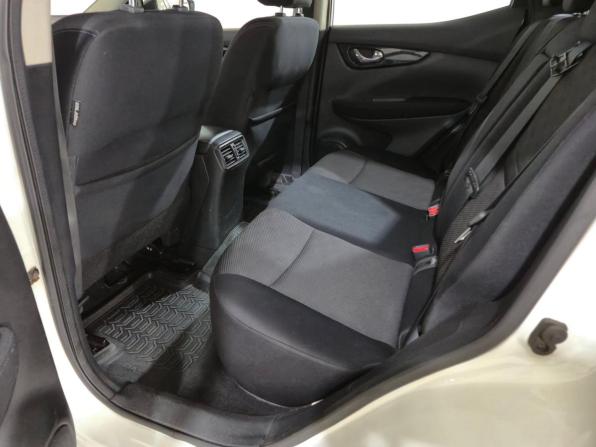Nissan Qashqai II с пробегом 2017 года, цена 1 595 000 рублей, 180425 км, внедорожник, Автокод Объявления