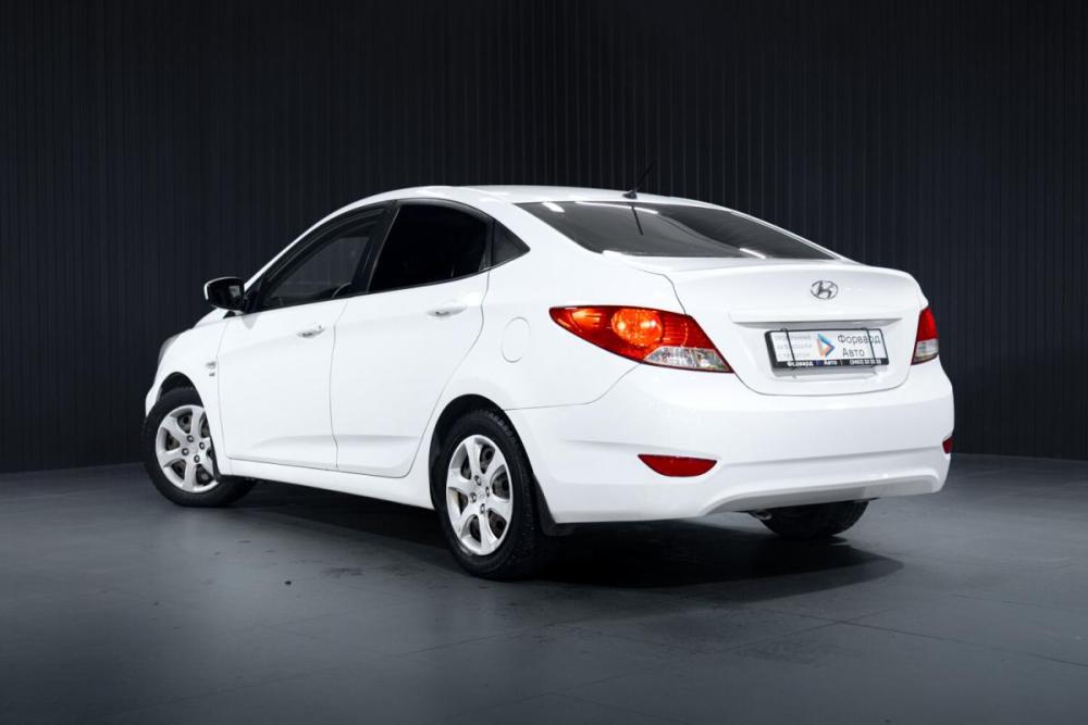 Hyundai Solaris I Тюмень  - изображение 6