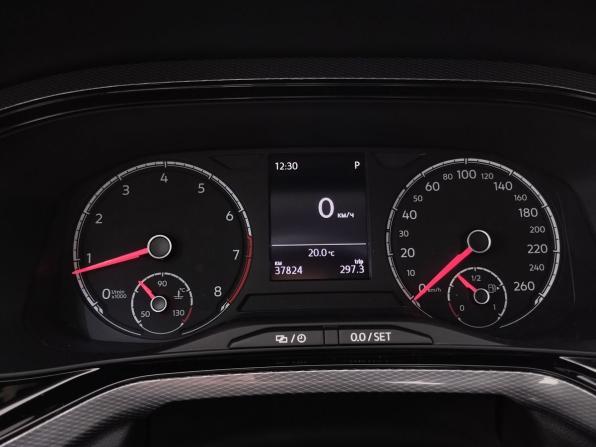 Volkswagen Polo VI с пробегом 2022 года, цена 1 760 000 рублей, 37750 км, лифтбек, Автокод Объявления