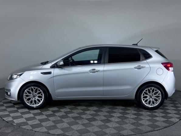 Kia Rio III Рестайлинг с пробегом 2017 года, цена 1 250 000 рублей, 70150 км, хэтчбек, Автокод Объявления