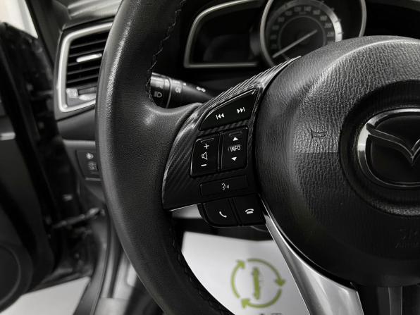 Mazda 3 III (BM) с пробегом 2014 года, цена 975 000 рублей, 232729 км, седан, Автокод Объявления