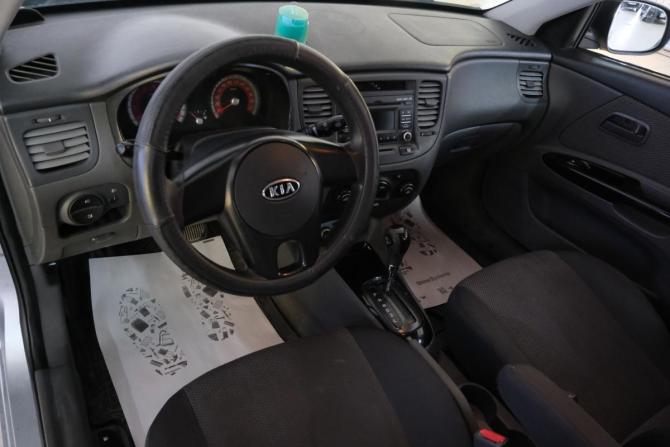 Kia Rio II Рестайлинг с пробегом 2011 года, цена 729 000 рублей, 128000 км, седан, Автокод Объявления