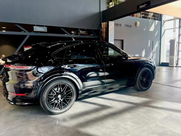 Porsche Cayenne III Рестайлинг с пробегом 2025 года, цена 16 666 000 рублей, 1500 км, внедорожник, Автокод Объявления