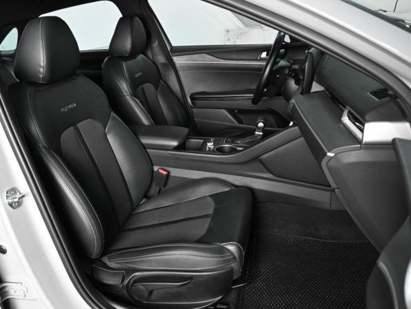 Kia K5 III с пробегом 2022 года, цена 2 948 000 рублей, 60156 км, седан, Автокод Объявления