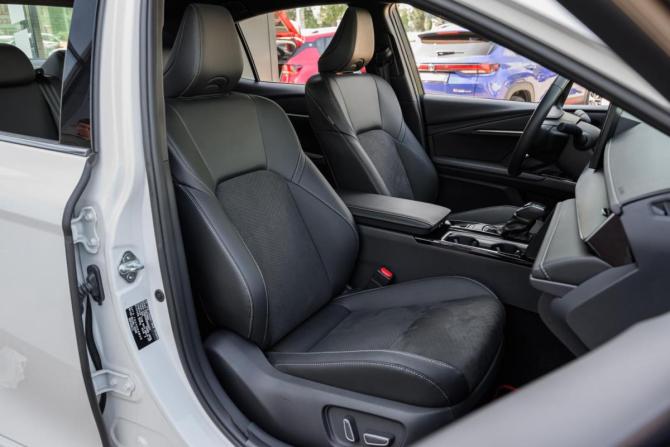 Toyota Camry IX (XV80) China Market с пробегом 2024 года, цена 4 410 000 рублей, 47 км, седан, Автокод Объявления