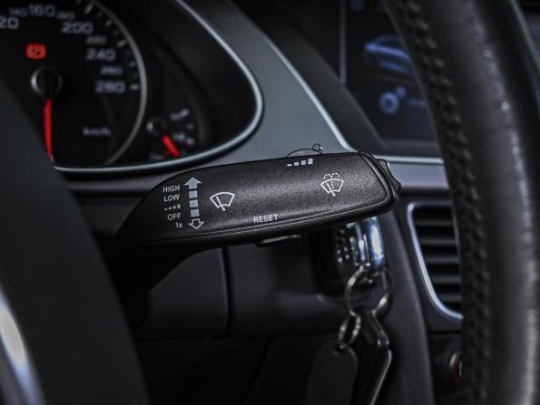 Audi A4 IV (B8) Рестайлинг с пробегом 2013 года, цена 1 429 000 рублей, 150027 км, седан, Автокод Объявления