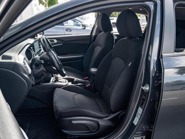 Kia Ceed III Рестайлинг с пробегом 2022 года, цена 1 980 000 рублей, 73711 км, хэтчбек, Автокод Объявления