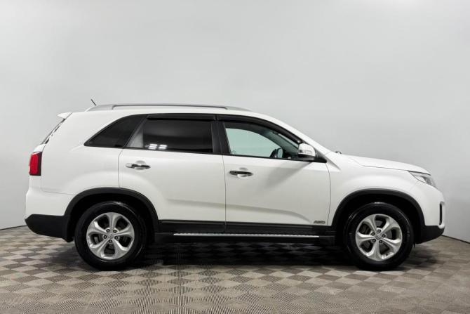 Kia Sorento II Рестайлинг с пробегом 2014 года, цена 1 570 900 рублей, 218854 км, внедорожник, Автокод Объявления