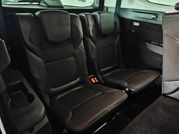 Renault Scenic IV с пробегом 2019 года, цена 1 660 000 рублей, 130703 км, компактвэн, Автокод Объявления
