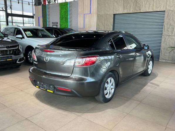 Mazda 3 II (BL) Рестайлинг с пробегом 2011 года, цена 750 000 рублей, 262000 км, седан, Автокод Объявления