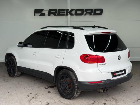 Volkswagen Tiguan I Рестайлинг с пробегом 2014 года, цена 1 349 000 рублей, 207412 км, внедорожник, Автокод Объявления