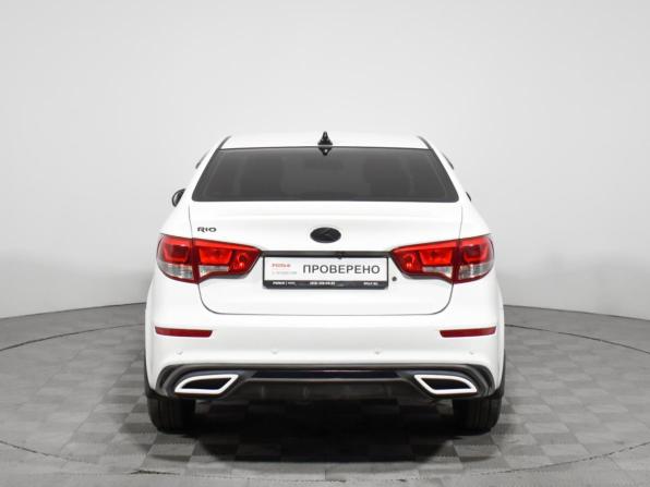Kia Rio III Рестайлинг с пробегом 2015 года, цена 975 000 рублей, 158016 км, седан, Автокод Объявления