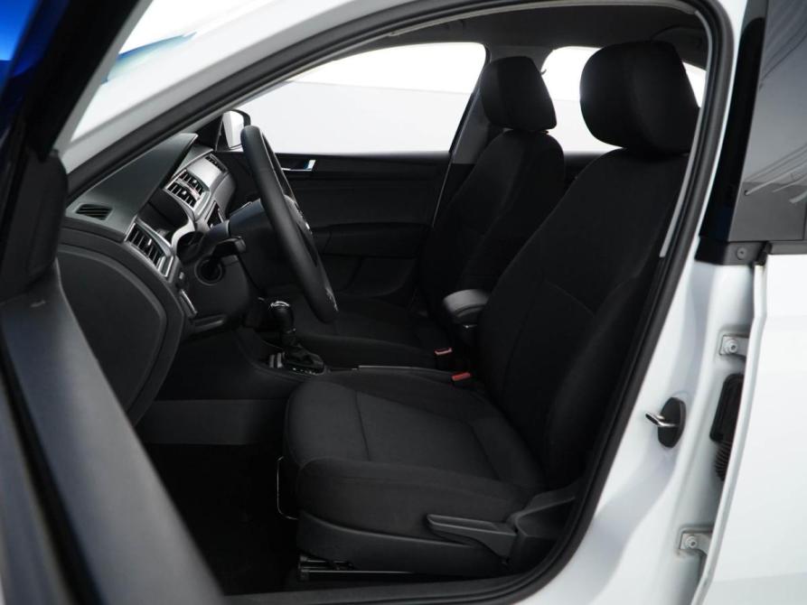Skoda Rapid I Рестайлинг Москва  - изображение 10