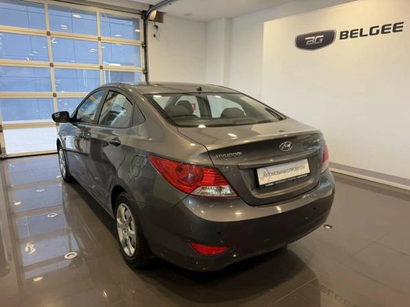 Hyundai Solaris I с пробегом 2012 года, цена 820 000 рублей, 142070 км, седан, Автокод Объявления