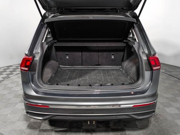 Volkswagen Tiguan II Рестайлинг с пробегом 2021 года, цена 2 560 000 рублей, 118551 км, внедорожник, Автокод Объявления