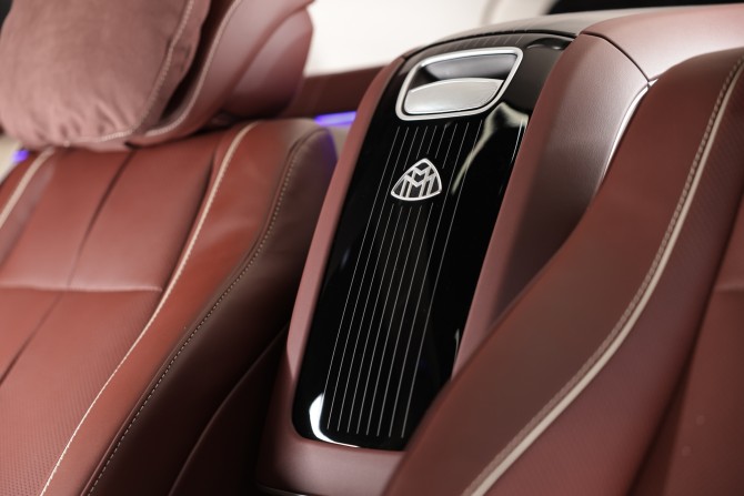 Новый Mercedes-Benz Maybach GLS I 2024 года, цена 39 000 000 рублей, внедорожник, Автокод Объявления