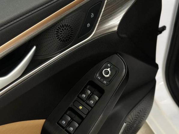 Haval Jolion I Рестайлинг с пробегом 2023 года, цена 1 750 000 рублей, 52091 км, внедорожник, Автокод Объявления