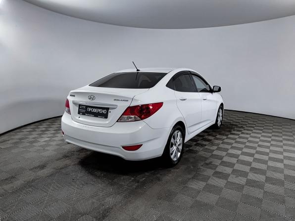Hyundai Solaris I с пробегом 2012 года, цена 750 000 рублей, 176335 км, седан, Автокод Объявления