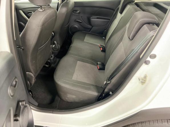 Renault Sandero II Рестайлинг с пробегом 2022 года, цена 1 410 000 рублей, 46000 км, хэтчбек, Автокод Объявления