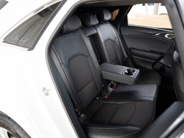 Kia Ceed III с пробегом 2018 года, цена 1 720 000 рублей, 121583 км, хэтчбек, Автокод Объявления