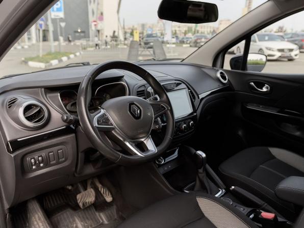 Renault Kaptur I Рестайлинг с пробегом 2020 года, цена 1 648 000 рублей, 120040 км, внедорожник, Автокод Объявления