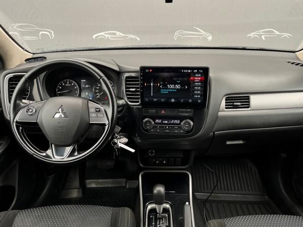 Mitsubishi Outlander III Рестайлинг 2 с пробегом 2017 года, цена 1 820 700 рублей, 156422 км, внедорожник, Автокод Объявления