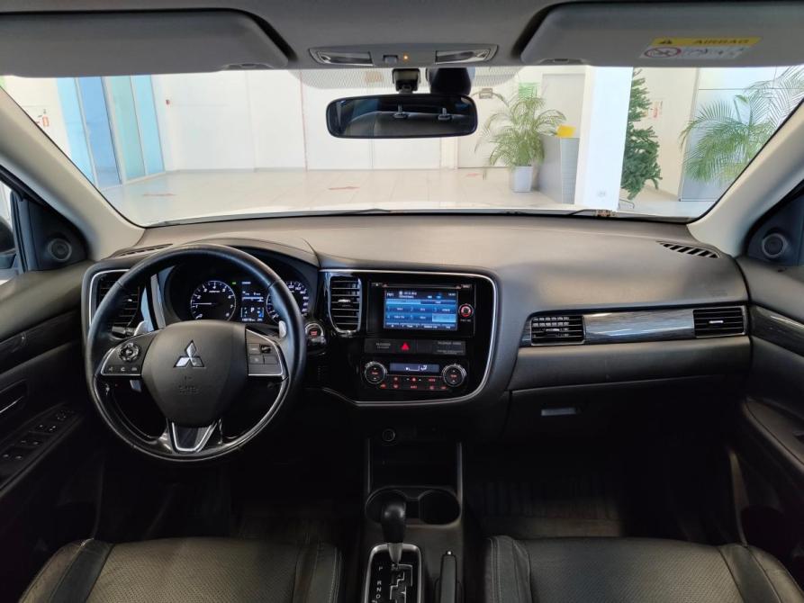 Mitsubishi Outlander III Рестайлинг 2 Санкт-Петербург  - изображение 10