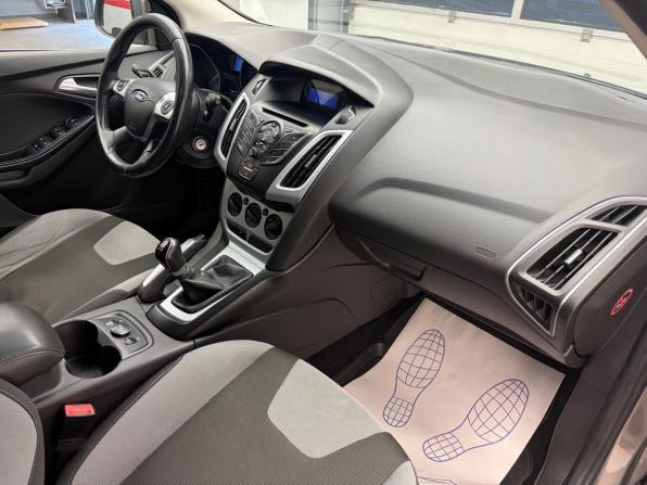Ford Focus III с пробегом 2011 года, цена 659 000 рублей, 204000 км, хэтчбек, Автокод Объявления