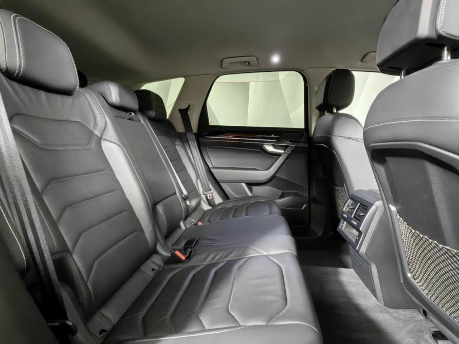 Volkswagen Touareg III Москва  - изображение 12