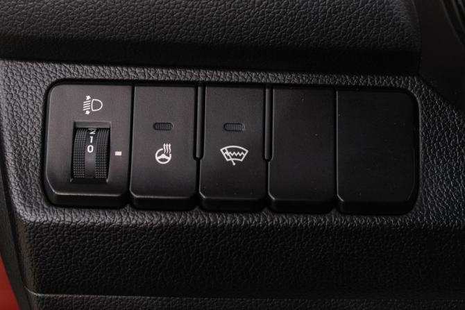 Kia Rio III Рестайлинг с пробегом 2015 года, цена 999 000 рублей, 202000 км, хэтчбек, Автокод Объявления