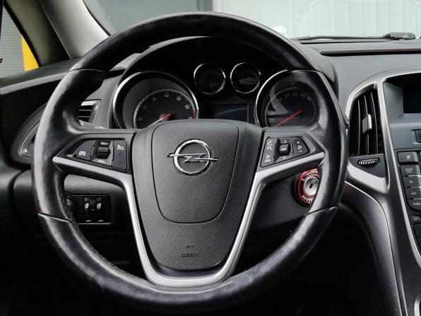 Opel Astra J с пробегом 2012 года, цена 717 000 рублей, 108319 км, универсал, Автокод Объявления