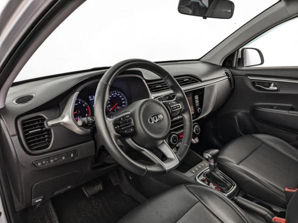 Kia Rio IV Рестайлинг с пробегом 2021 года, цена 1 735 000 рублей, 70336 км, седан, Автокод Объявления